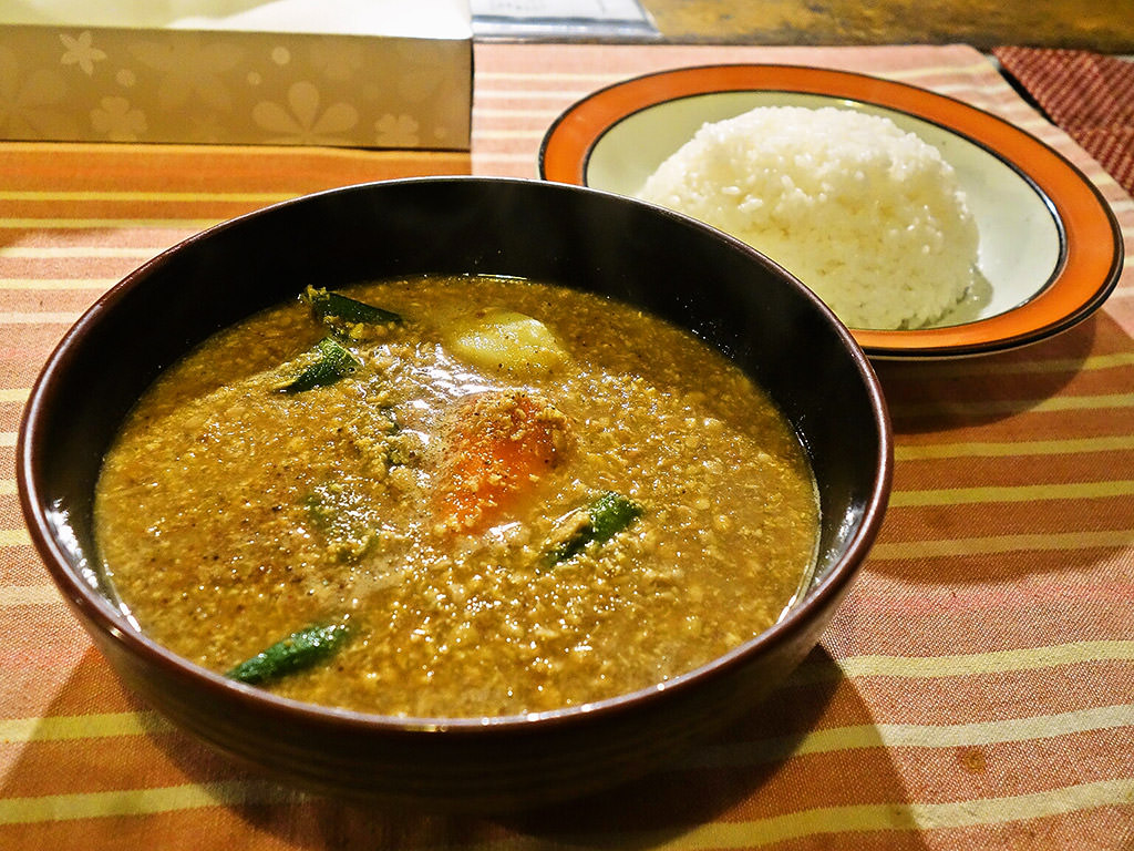 村上カレー店 プルプル「ナット・挽肉ベジタブル」