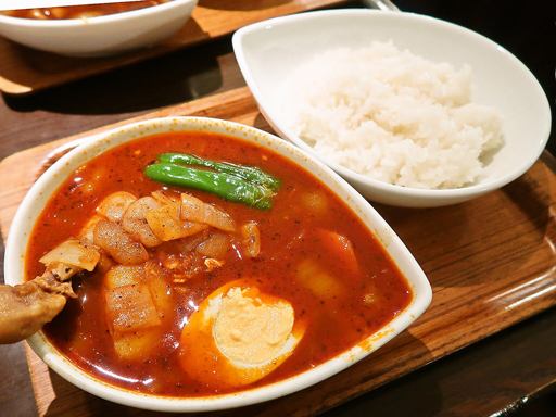 スープカレー屋 鴻 オオドリー 神田駿河台店「チキン」 画像6