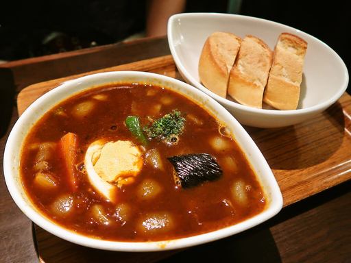 スープカレー屋 鴻 オオドリー 神田駿河台店「チキン」 画像15