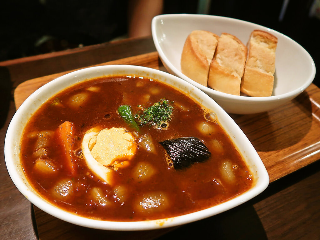 神田神保町 鴻(オオドリー) 本店