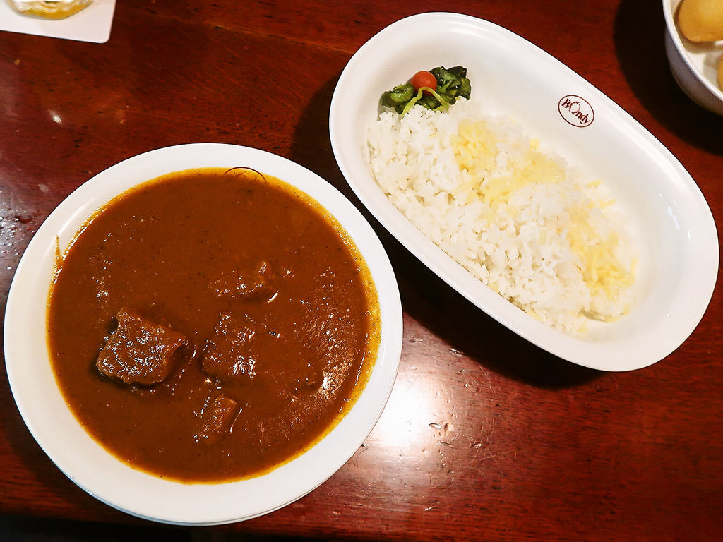 欧風カレー ボンディ 神保町本店