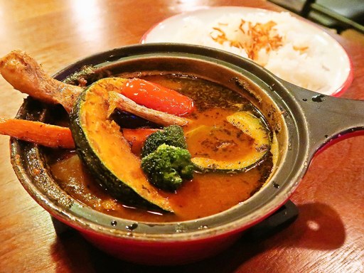 スープカレー専門店 flu-ffy ふるぅふぃ「チキンレッグのカリカリ揚げスープカレー」 画像8