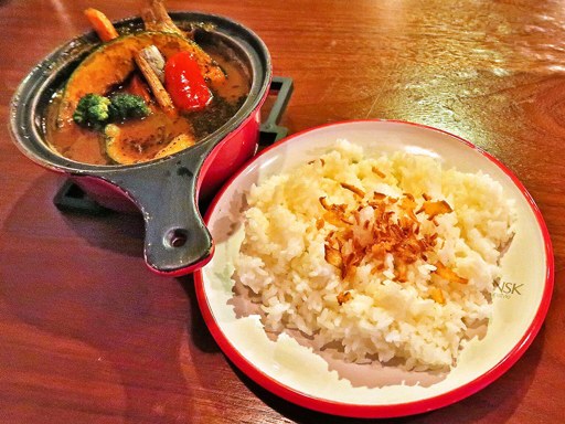 スープカレー専門店 flu-ffy ふるぅふぃ「チキンレッグのカリカリ揚げスープカレー」 画像9