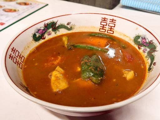 カレー魂 デストロイヤー 西18丁目「トマトチキンカレー」 画像6
