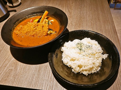スパイシースポット Soup Curry & Cafe「野菜10種のスープカレー・とんかつ」 画像10