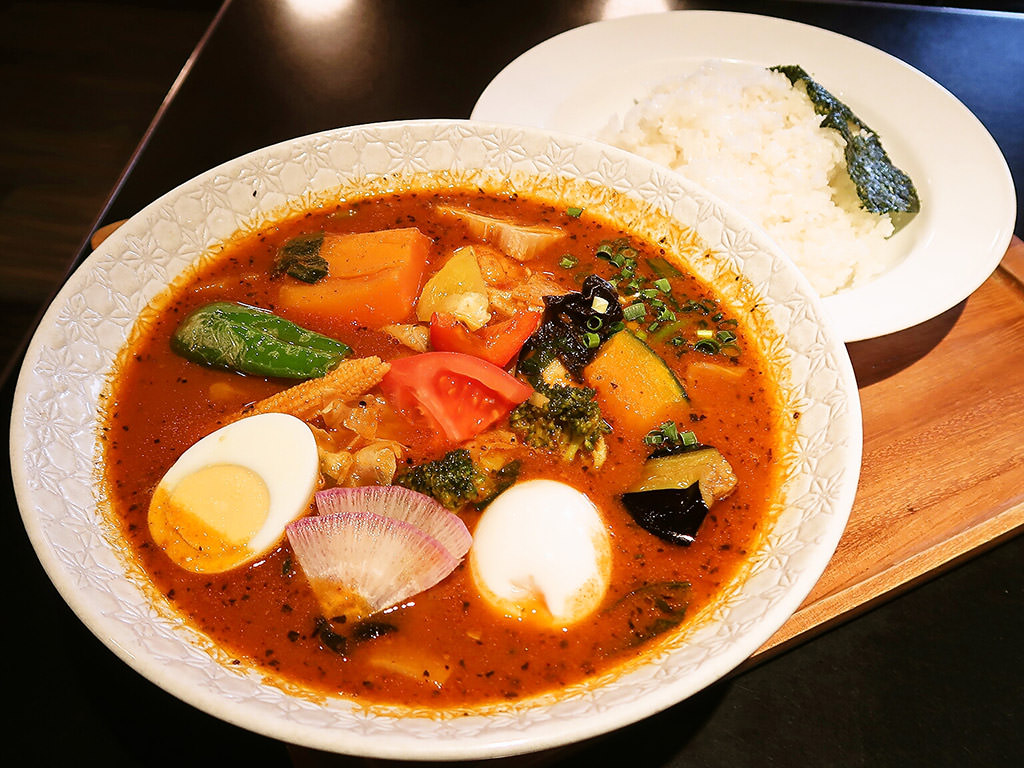 カレー食堂 心 札幌本店「とり野菜のスープカレー」