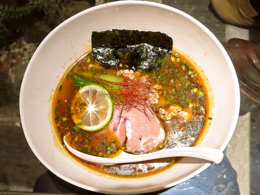 Japanese Ramen Noodle Lab Q「KARANIBO」