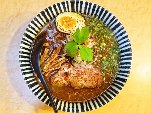 札幌ラーメン直伝屋「辛塩らーめん」