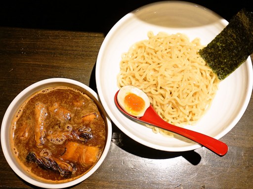 百戦麺磨 鬼武者「焼きねぎ辛醤油つけめん」