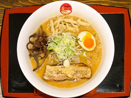 らー麺 ni-tamago「味噌らー麺」