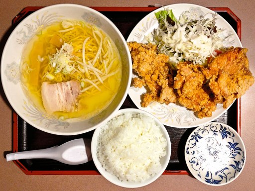 中華食堂 サウスヴィラ「からあげミニラーメンセット(からあげ:3個)」