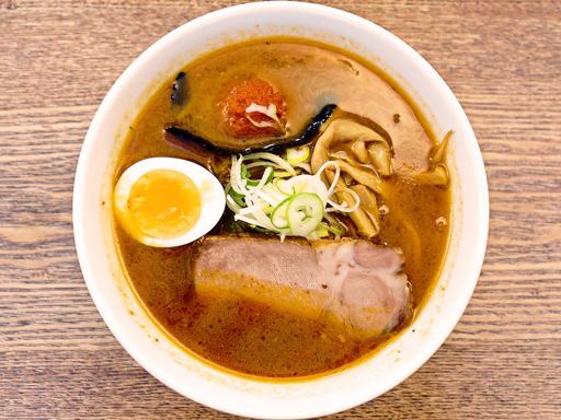 すみれ 札幌本店「ヘヴィメタロックラーメン」