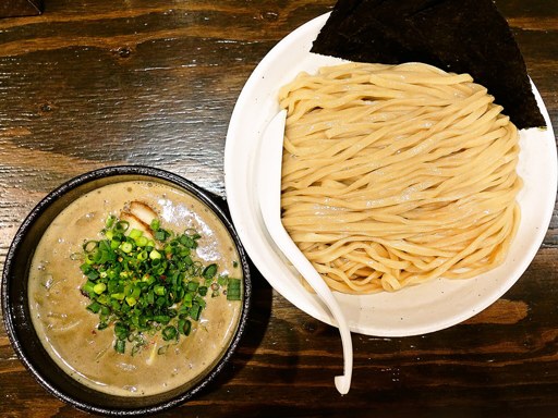 札幌 Fuji屋「濃厚ニボ味噌つけ麺」