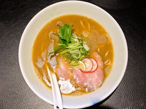 MEN-EIJI HIRAGISHI BASE (麺eiji 平岸ベース)「炙り金目パイタン」