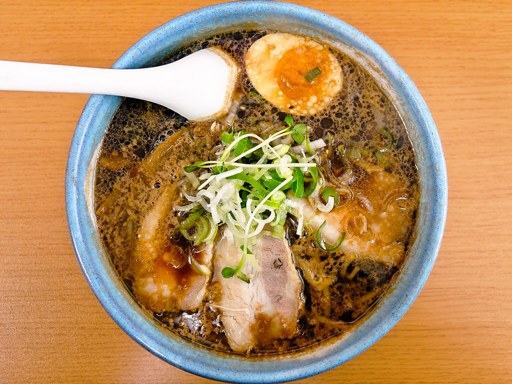 櫻井ラーメン2 (北区→北郷→中央区に移転)「ブラックみそ」