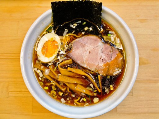 らーめん おにやんま ムラナカラーメン研究所「正油ラーメン」