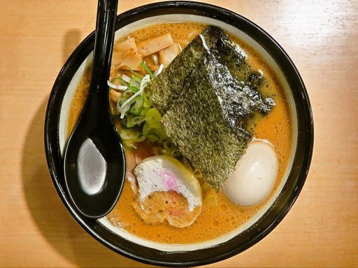 麺や 虎鉄 清田店