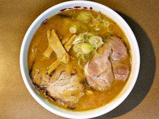 旭川ラーメン ななし