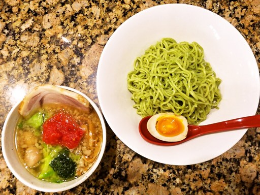 麺処 蓮海 清田本店「トマトとホウレン草の塩コーラつけ麺」