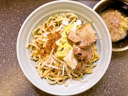 ら～めん 山次郎「汁無し和え麺(正油)」