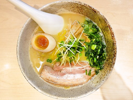 麺や けせらせら「塩らぁめん」