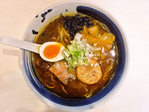 らー麺 山さわ「シャバカレー」