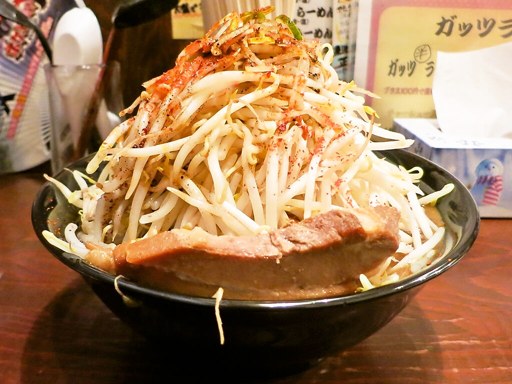 ロクゴーガッツ「こげカレーらーめん(＋ヤサイマシ)」