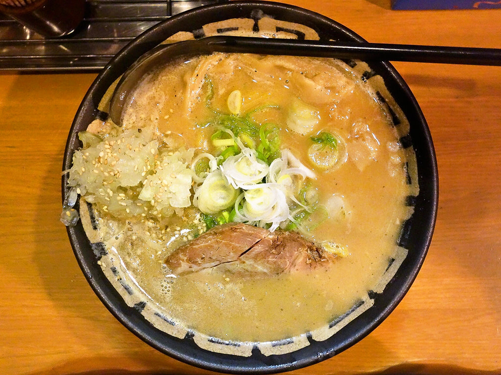 麺恋 佐藤 澄川本店