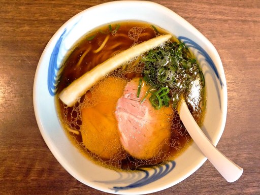 我流麺舞 飛燕 (がりゅうめんぶ ひえん)「キリッとした正油(『らーめん心繋』コラボ)」