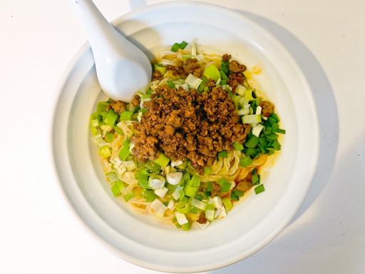 マルエス食堂「汁なし担々麺」