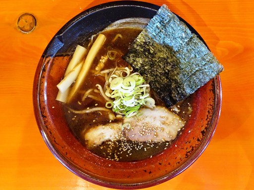らーめん吉山商店 手稲店「しょうゆらーめん」