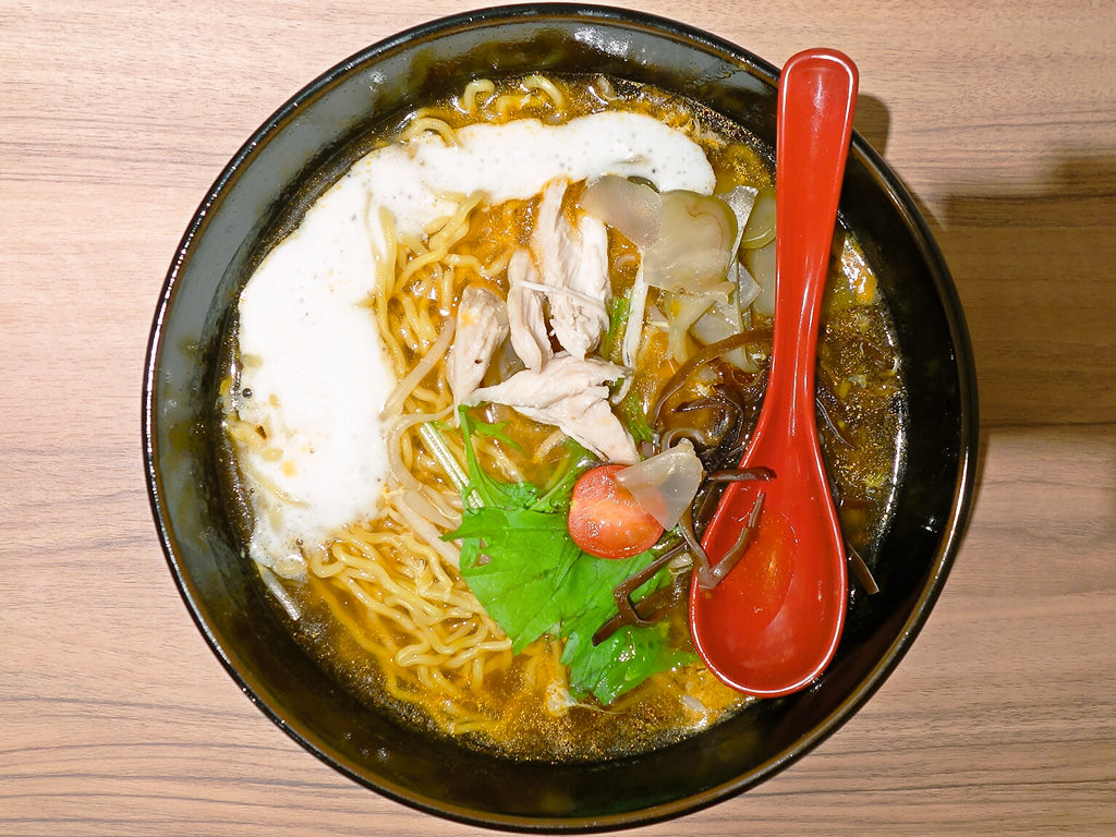 麺屋 開高 ル・トロワ店
