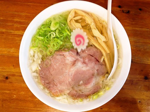 麺屋 菜々兵衛 本店 (ななべえ)「塩」