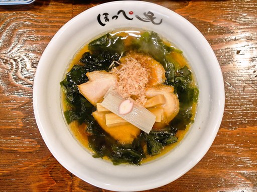 らーめん ほっぺ家 (ほっぺや)「本枯れカツオと生ワカメちゃん」