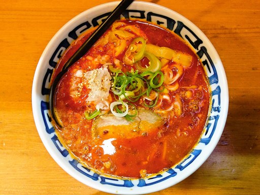 麺恋 佐藤 澄川本店「激辛麺 そこそこ」