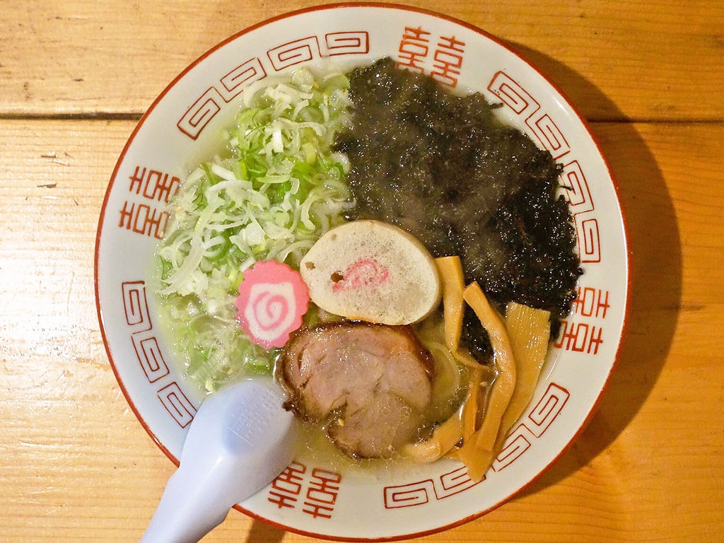 ラーメンちょんまる／焼鳥かしわや