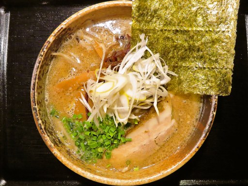 麺や琥張玖 KOHAKU 厚別店「味噌らーめん」