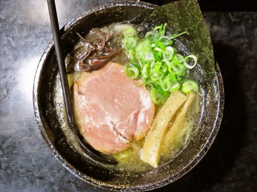 麺屋 かねもり「ガララーメン 塩」