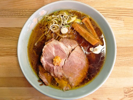 札幌ラーメン ジャンバタ (9/24健康上の理由により閉店)「醤油らーめん」