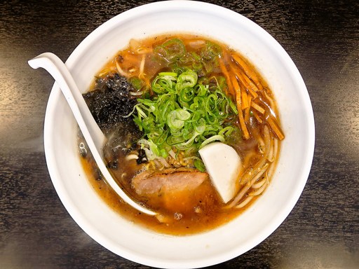 麺処まるは RISE (まるはライズ)「札幌風醤油」