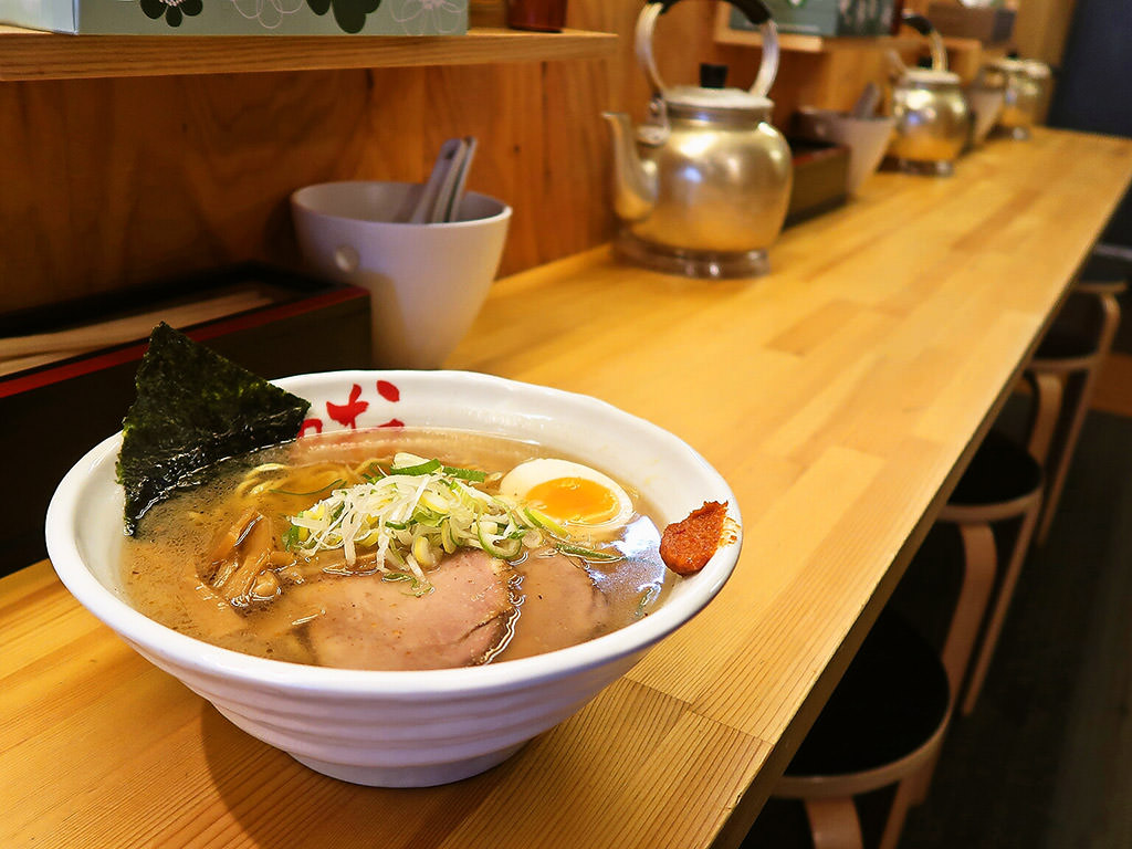 らーめん おにやんま ムラナカラーメン研究所「テールラーメン