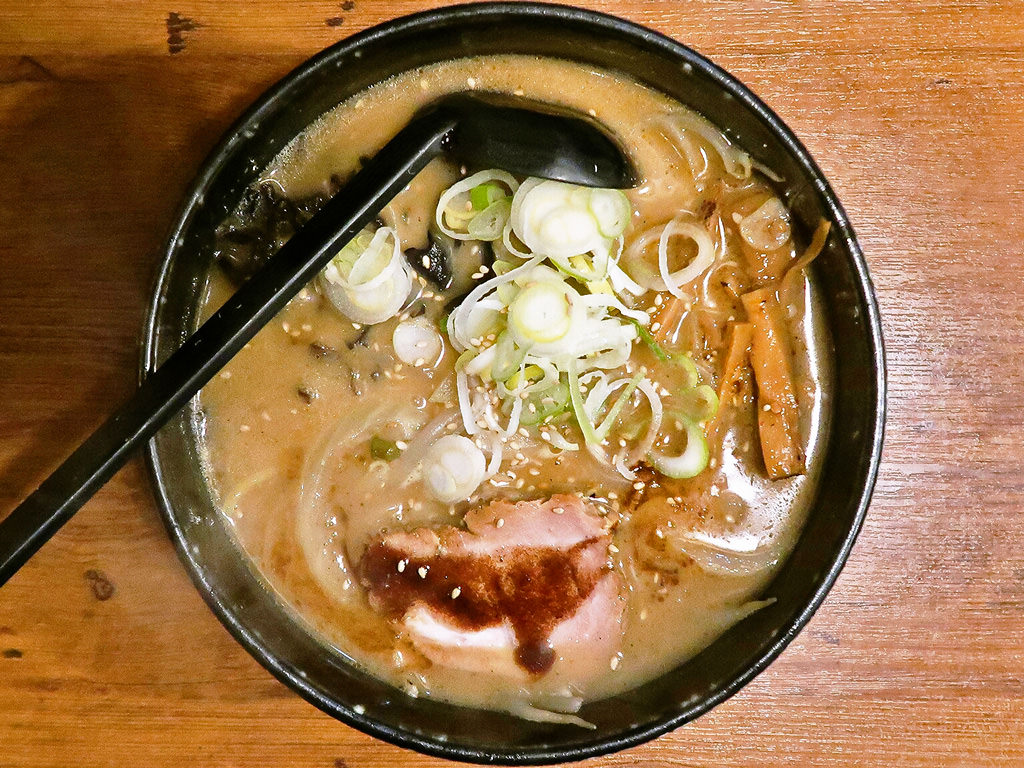 らーめん巌窟王 すすきの店 (「中華そば 朱三園」にリニューアル閉店)