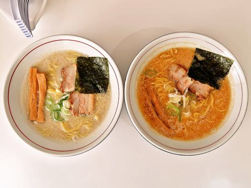 やさしい、とんこつ 麺 かまくら
