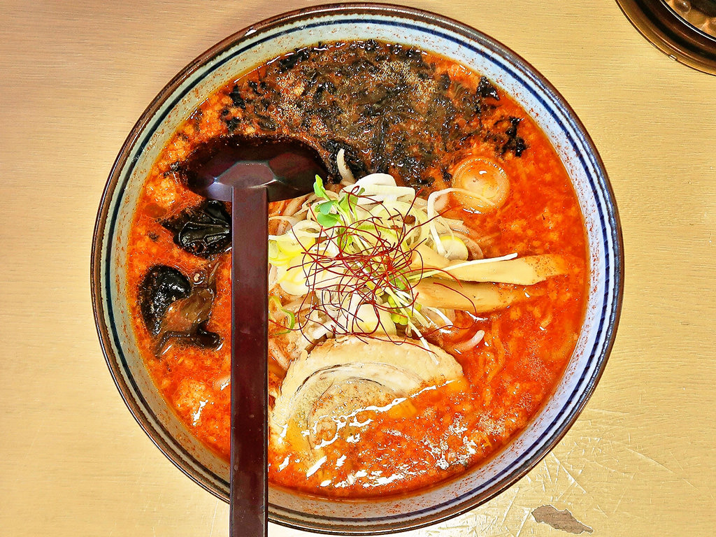 麺処 白樺山荘 新川店