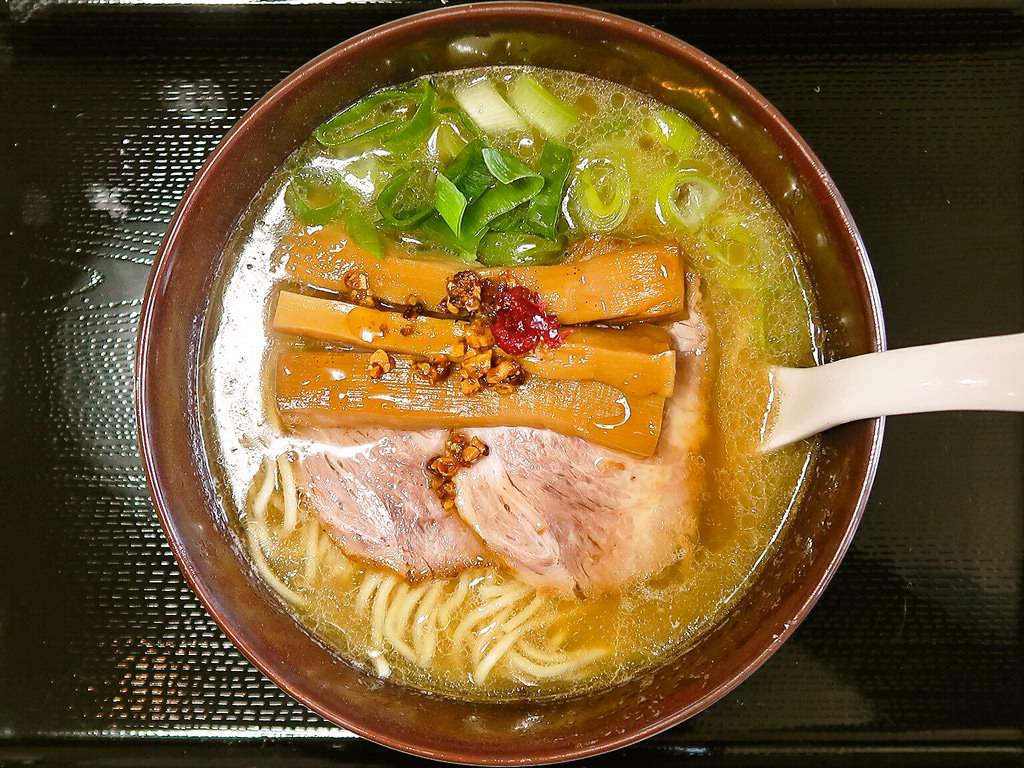 とんこつ 飛豚 BI-TON (びとん)