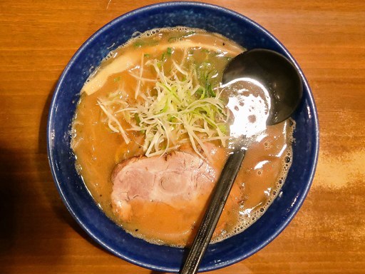 自家焙煎らーめん とみの屋 (札幌ススキノらーめん とみのや)