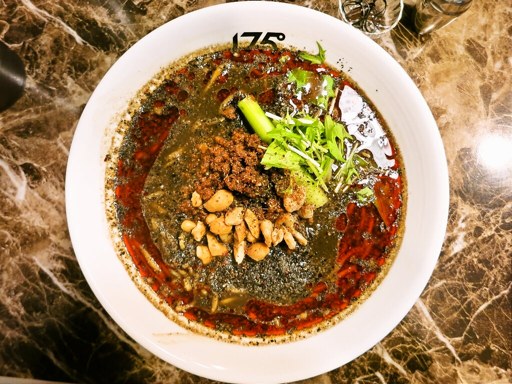 175°DENO～担担麺～ 本店「黒ゴマ担担麺 汁有 痺れる」