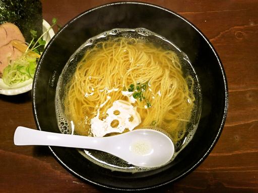 らーめん 三ツ和屋 (みつわや)「しおらーめん」