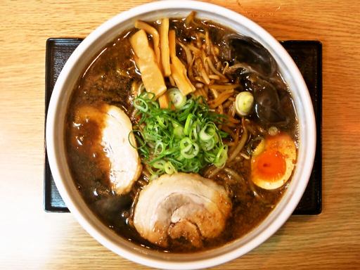 櫻井ラーメン いそのかづお「札幌ブラック」