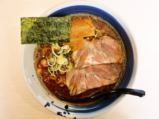 らー麺 山さわ「辛い煮干(カラニボ)ラーメン」